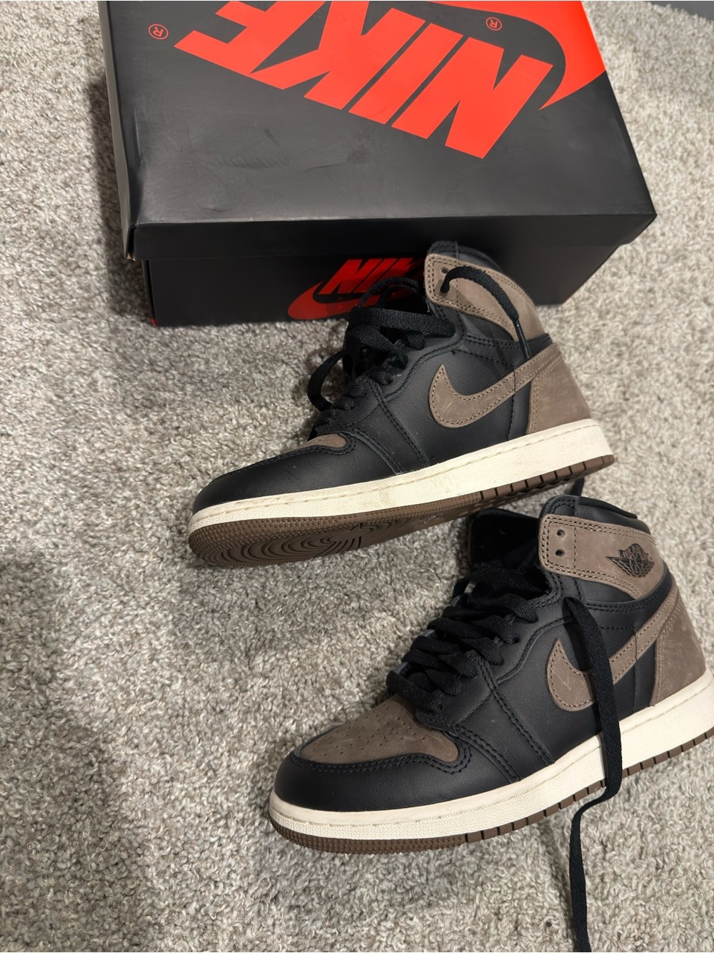 Jordan Retro 1 High Kids Size 4